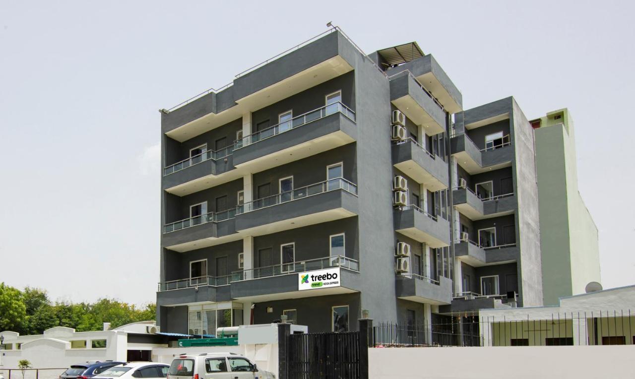 Treebo Noida Express Hotell Exteriör bild