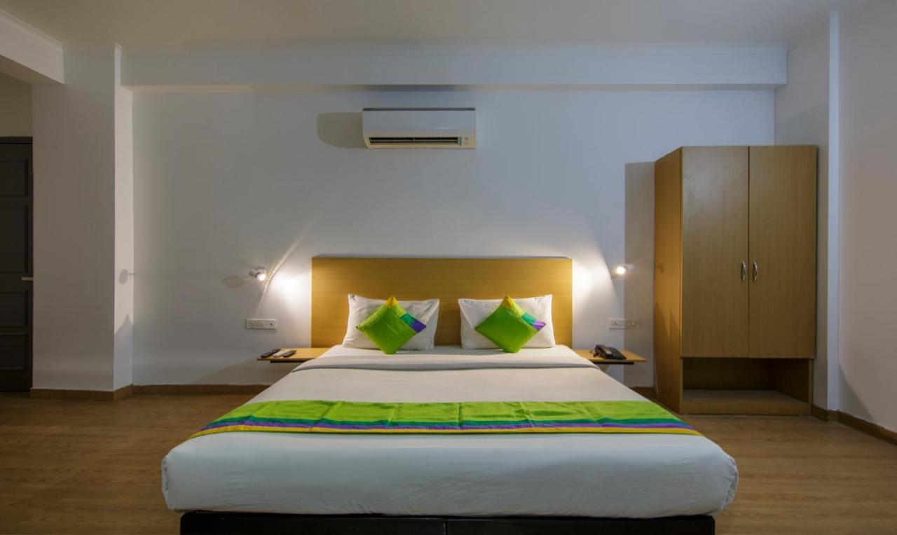 Treebo Noida Express Hotell Exteriör bild