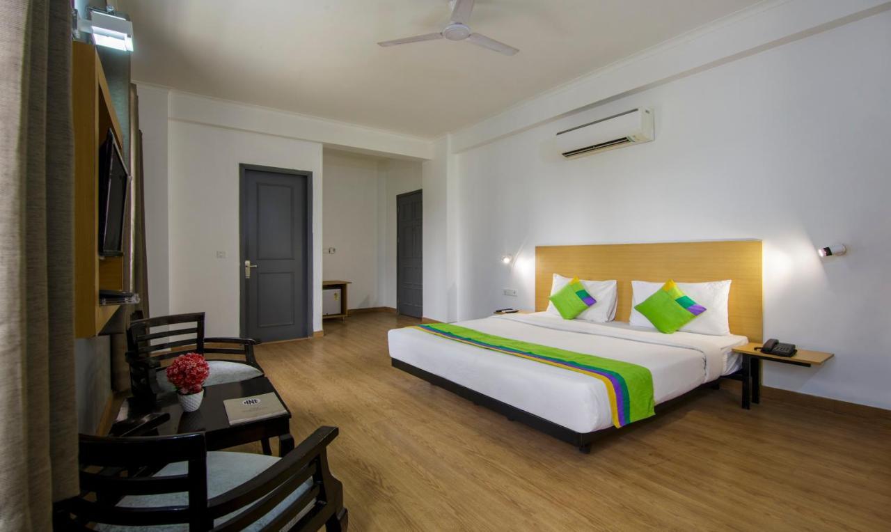 Treebo Noida Express Hotell Exteriör bild