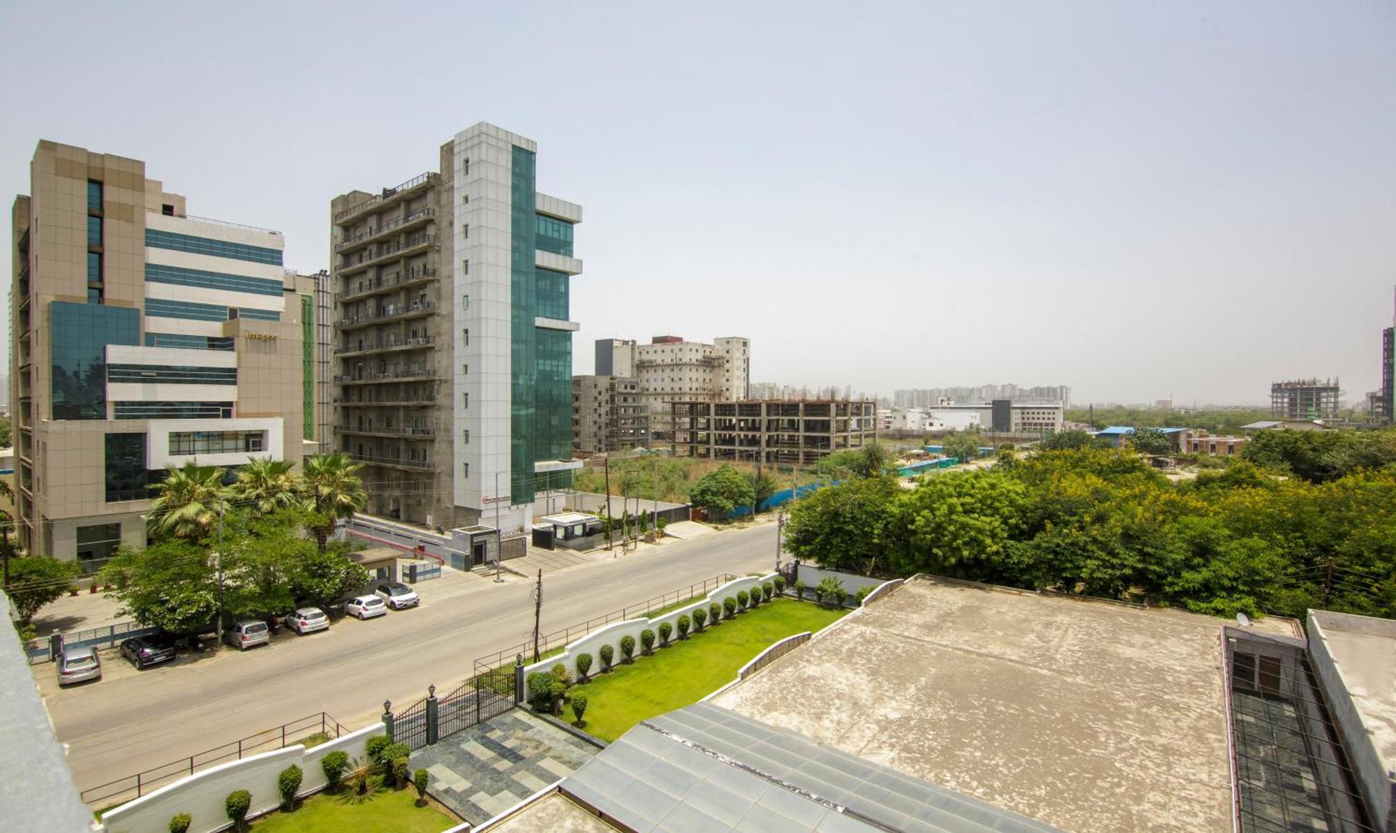 Treebo Noida Express Hotell Exteriör bild